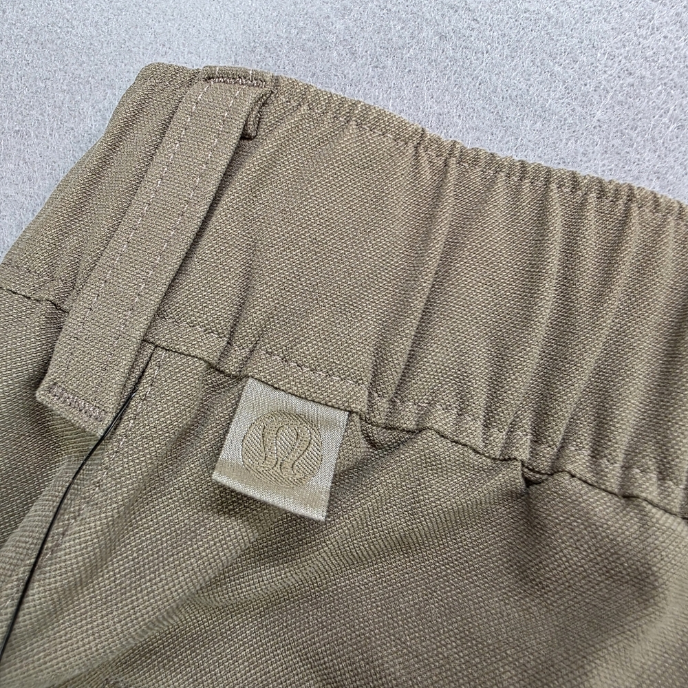 Lululemon Men's VersaTwill Relaxed Fit Cargo‎ Pants FANB Color Brown sz 38 - Picture 7 of 11